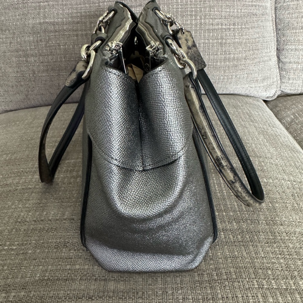 Coach Metallic Silver Shoulder Bag - Picture 6 of 6